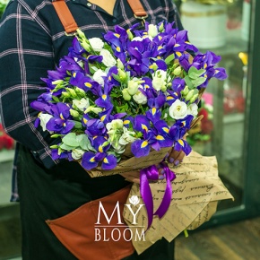 Букет из ирисов и эустом в Солнечногорске