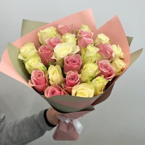 Букет "Мемори" из 23 роз кения (40 см) в Солнечногорске
