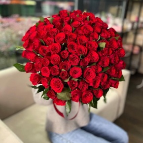 Букет "Классический" из 101 красной розы Кения (60 см) в Солнечногорске