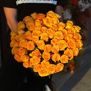 Букет из 51 оранжевой розы (70 см) в Солнечногорске