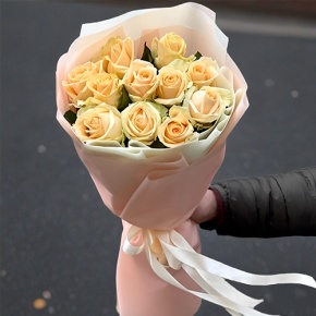 Букет из 11 роз Пич Аваланж (60 см) в Солнечногорске