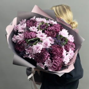 Букет "Виолетта" из хризантем Бигоуди, лимониума, брассики и кустовых хризантем в Солнечногорске
