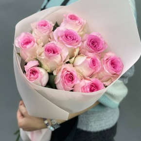 Букет из 11 пионовидных роз Эквадор (60см) в Солнечногорске
