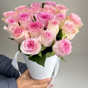 Букет из 21 розы Кения в конусе в Солнечногорске