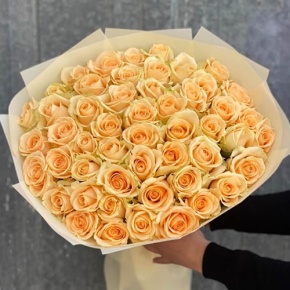 Букет из 51 розы Аваланж (60 см) в Солнечногорске