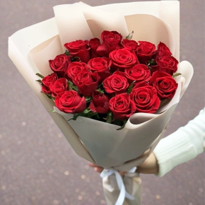 Букет 21 красная роза (60 см) в Солнечногорске