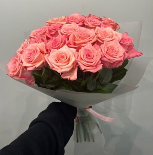 Букет из 21 розовой розы (50 см) в Солнечногорске
